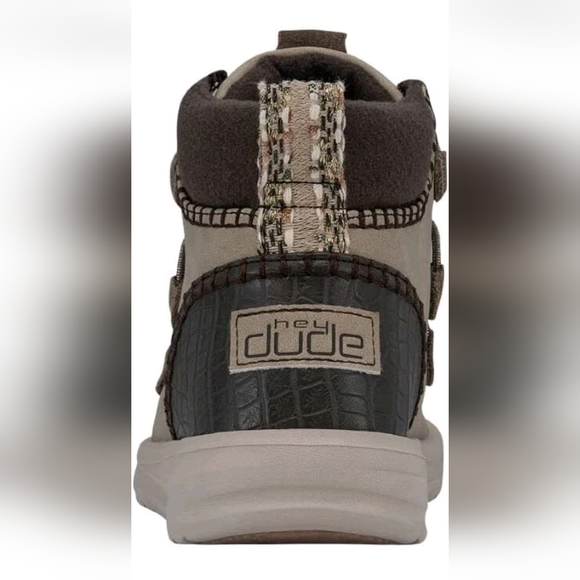 Hey Dude Eloise Recycled Leather Oak Ankle Shoes Sz 9 EUC - Picture 4 of 13